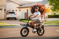 Dependable Folding eBike Models Image 2