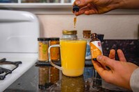 CBD Turmeric Drops Image 2