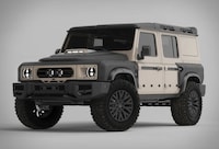 Utilitarian Luxury SUVs Image 2