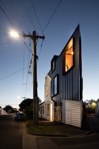 Contemporary Weatherized Homes Image 3
