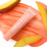 Peach-Inspired Makeup Series Image 2