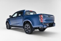 Performance-Grade Electric Pickup Trucks Image 3