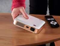 Portable Top-Range Projectors Image 4