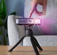 Portable Top-Range Projectors Image 6