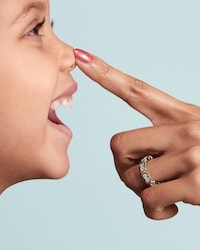 Aspirational Mother's Day Campaigns Image 4