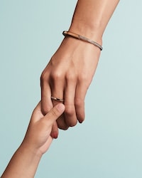 Aspirational Mother's Day Campaigns Image 5