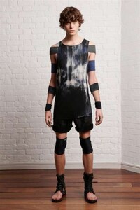 Romantic Gladiator Fashion Image 2