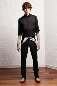 Romantic Gladiator Fashion Image 5