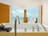 Lavish Lavatories Image 3