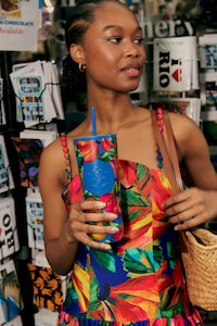 Brazilian-Inspired Drinkwear Image 2