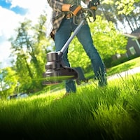 Powerful Outdoor Lawn Devices Image 2