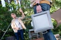 Collapsible Top-Heated Grills Image 4