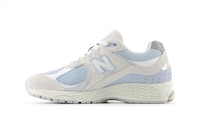 Blue Tonal Lifestyle Sneakers Image 2