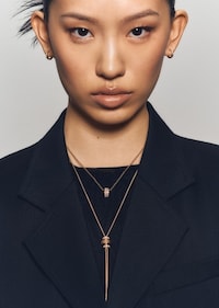 Stunningly Minimalist Jewelry Capsules Image 1