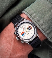 Retro Rally Racing Timepieces Image 1