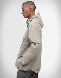 Summer-Suited Jacket Designs Image 4