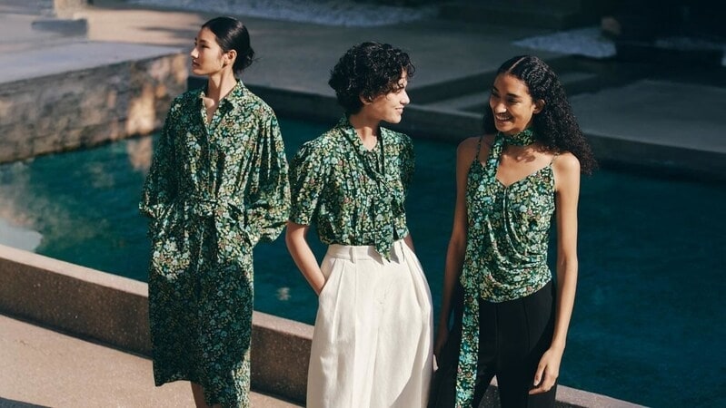 Floral Design Apparel Article Thubnail