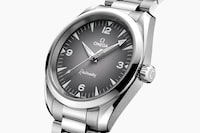 Modernized Gradient Color Timepieces Image 2