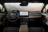Family-Minded Electric SUVs Image 2