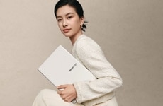 Folding Tablet-Like Laptops