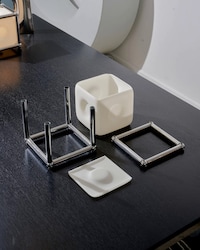 Infinitely Expandable Light Fixtures Image 3
