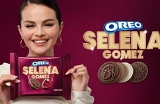 Singer-Created Sandwich Cookies