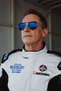 High-Performance Automotive Glasses Image 2
