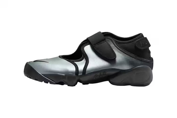 Metallic-Tinged Split-Toe Footwear