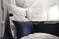 Hotel-Grade In-Flight Mattresses