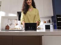 Scheduled Self-Heating Lunchboxes Image 2