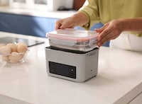 Scheduled Self-Heating Lunchboxes Image 6