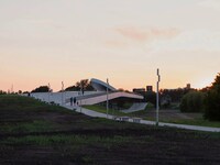 Sun-Inspired Disc-Topped Museums Image 1
