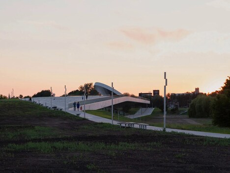 Sun-Inspired Disc-Topped Museums