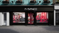 Community-First Beauty Hubs Image 1
