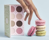 Patisserie-Inspired Beauty Pop-Ups Image 3