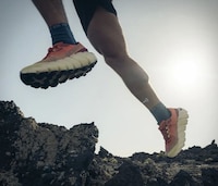 Elite Ultramarathon Running Shoes Image 1