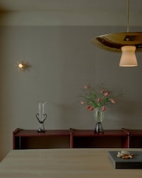 Flower-Inspired Sconce Designs Image 2