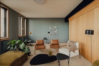Warm Office Interiors Image 2