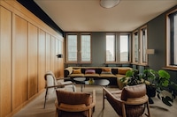 Warm Office Interiors Image 3