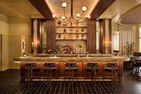 Urban Houston Hotel Designs Image 5