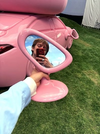 Tent-Integrated Pink Cars Image 1