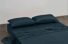 Pet Furr-Repelling Sheet Sets Article Thumbnail