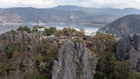 Nature-Inspired Hilltop Residences Image 2