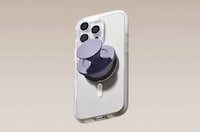 Adaptable Magnetic Smartphone Grips Image 2