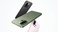 Diminutive Flagship Smartphones