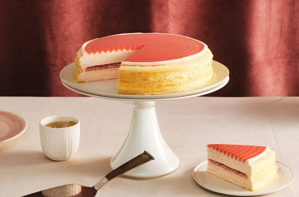 Tropical Cr&ecirc;pe Cakes