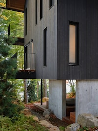 Wedge-Shaped Stealthy Cottages Image 2