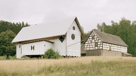 Barn-Style Teaching Buildings