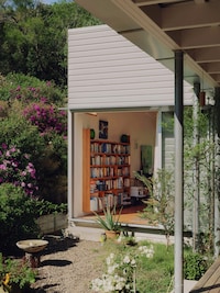 Hillside Tranquil Off-Grid Houses Image 4