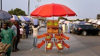 Modular Umbrella-Made Trading Stalls Image 2